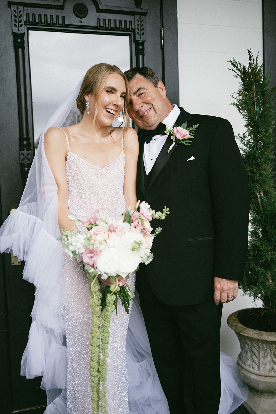 bride and her father sharing a candid moment at the estell nashville